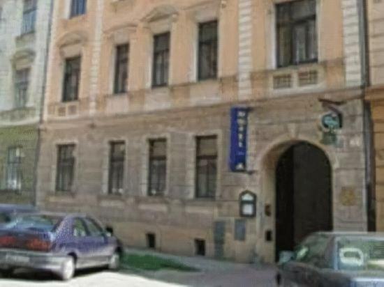 Hotel Pyramida Brno Bagian luar foto
